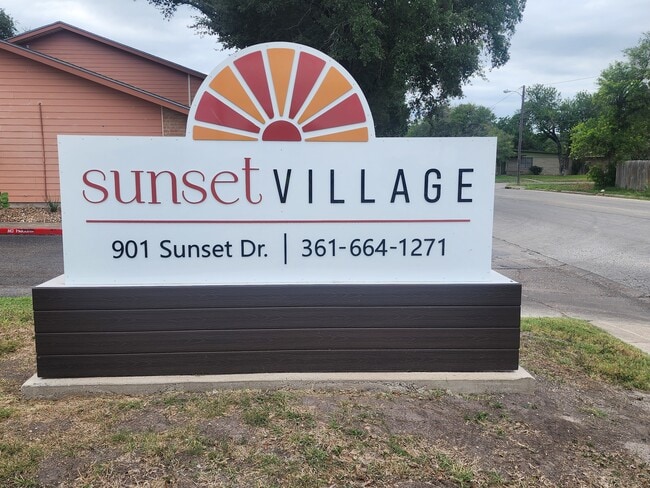 Sunset Village Apartments - Sunset Village Apartments