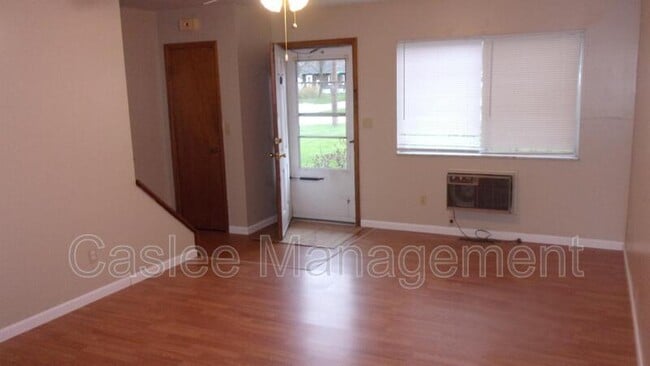 Photo - 460 Laurel Dr