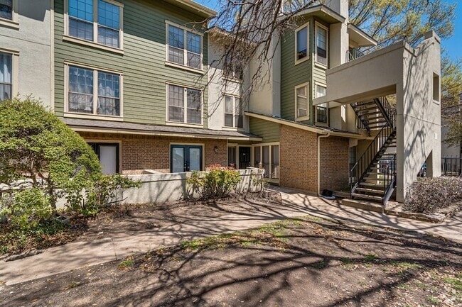 Building Photo - 9611 Walnut St Unit 1106 Rental