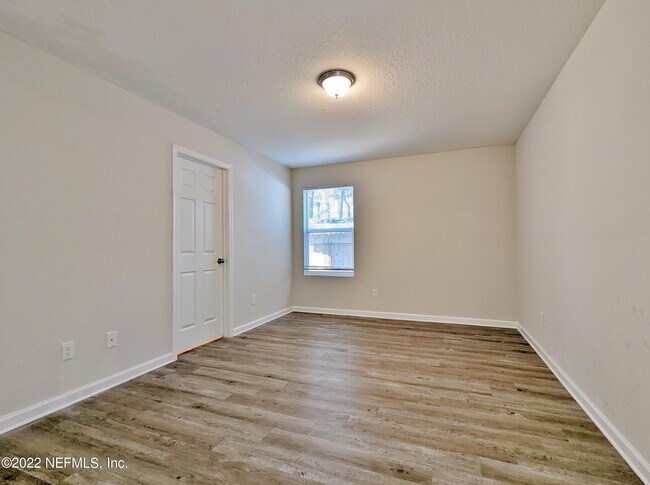 Photo - 8532 Osteen St