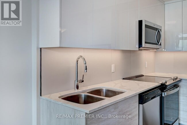 Photo - 60 Frederick St Unit 813