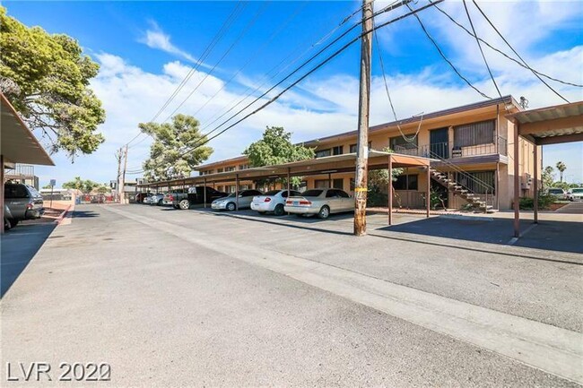 Building Photo - 3719 Hazelwood St Unit 16 Rental