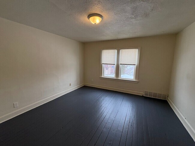 Photo - 378 E 156th St Unidad UPPER