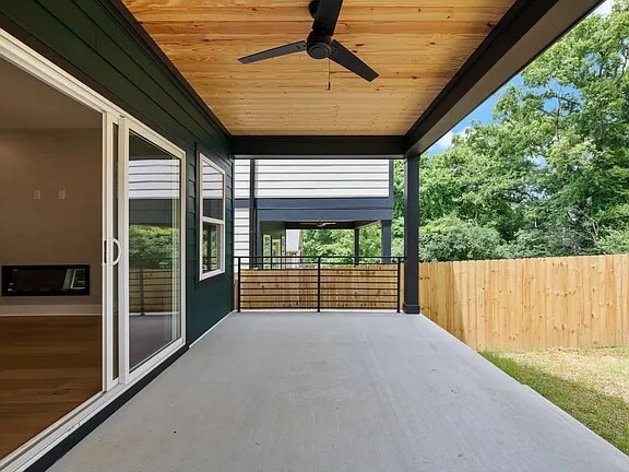 Photo - 2128 12th Ave N