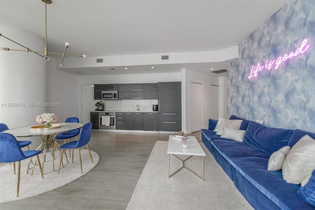 Photo - 45 SW 9th St Unit 4108