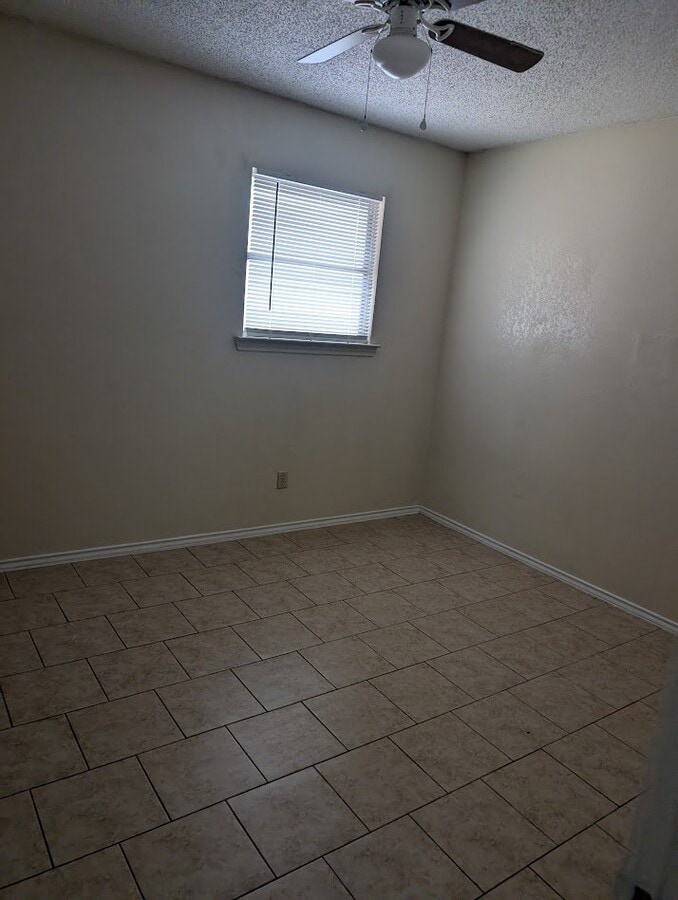 Photo - 505 Hackberry St Unit 18