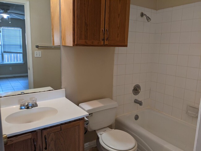 Photo - 1912 Alex Apartment Unit A