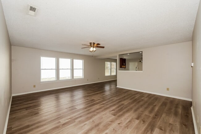 Photo - 6241 Amber Valley Ln