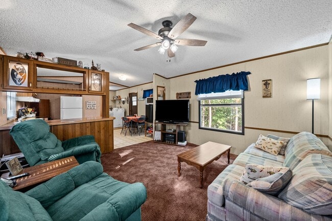 115 Eagle Way Dr
