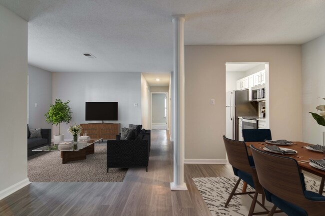 Photo - Elme Marietta