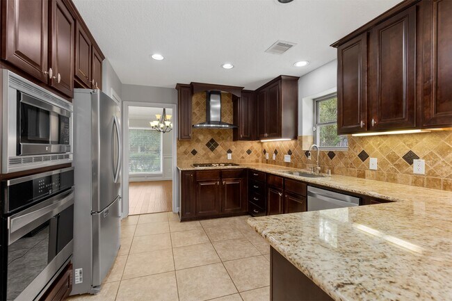 Photo - 16210 Chipstead Dr