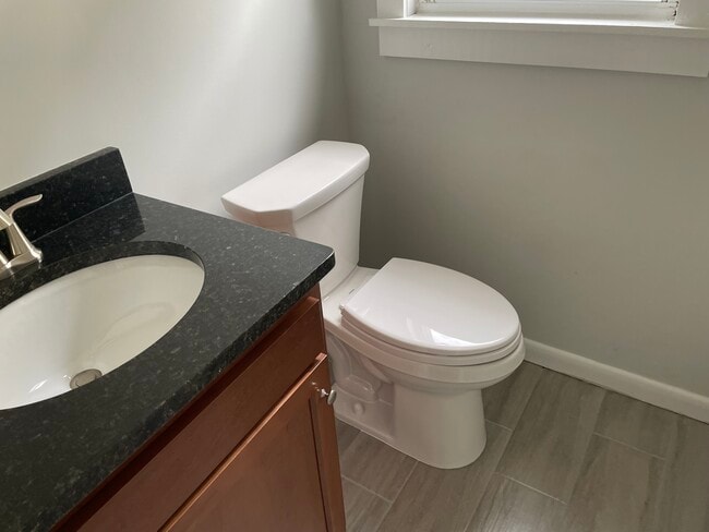 Photo - 623 5th Ave S