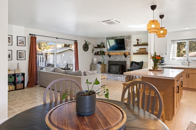 Photo - 199 Bailhache Ave