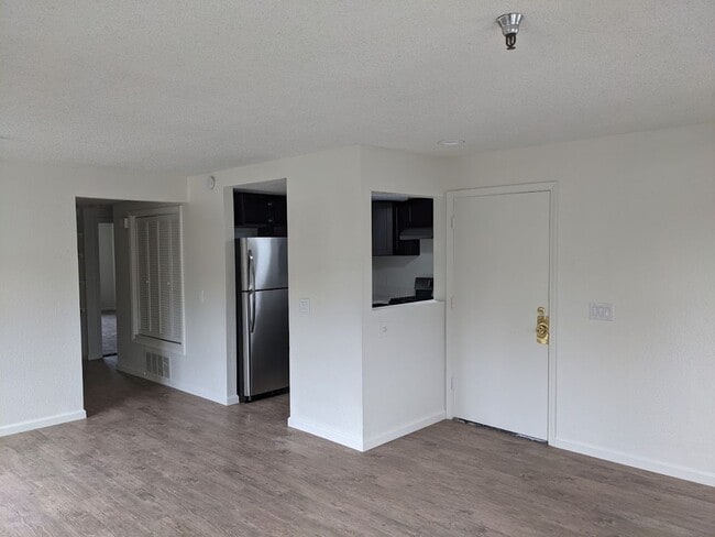 Photo - 55 Stenner St