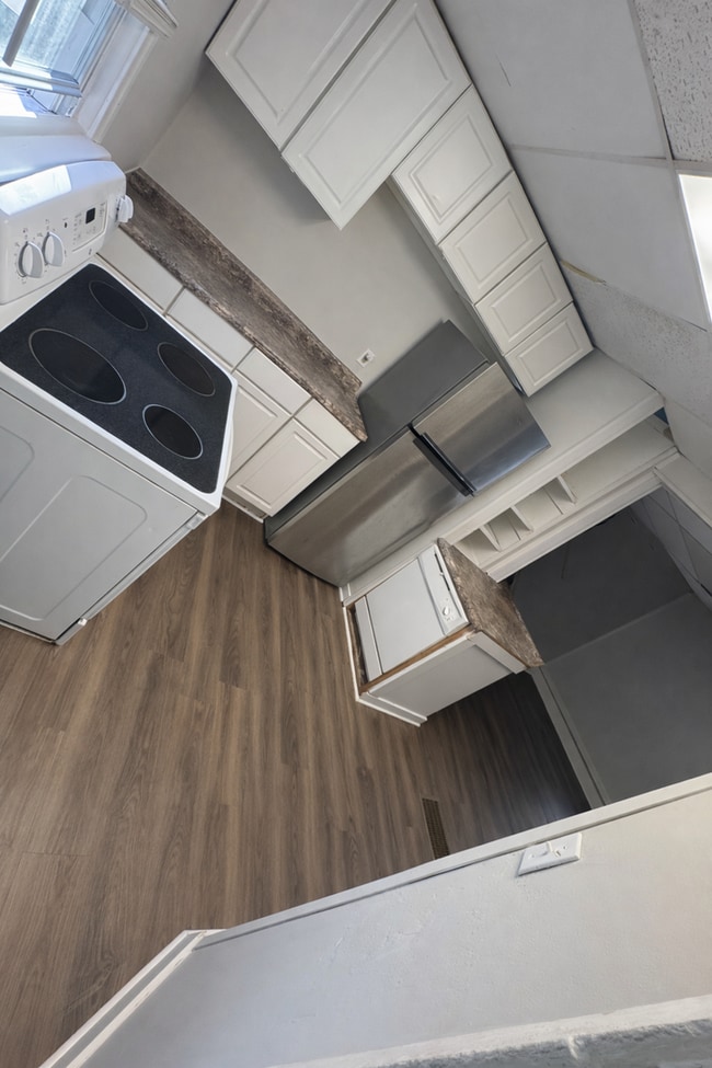 800 S Depeyster St Unit 800 Depeyster St - 3