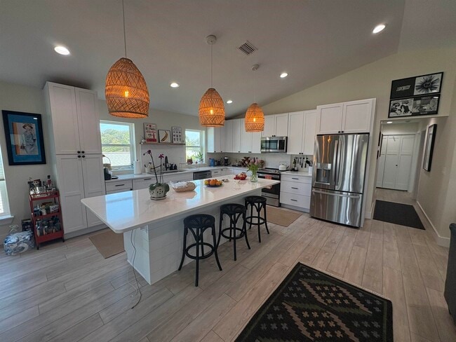 Photo - 221 Desoto Rd