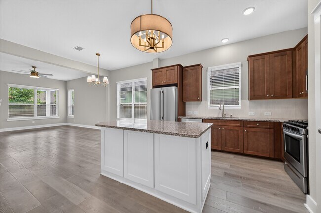 Photo - 18410 Central Creek Dr