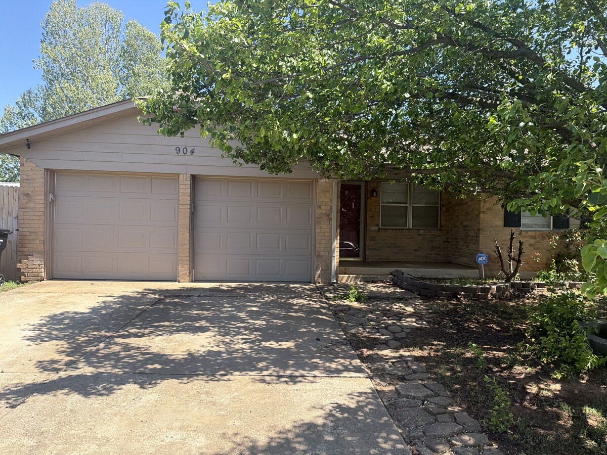 Photo - 904 S Avery Dr