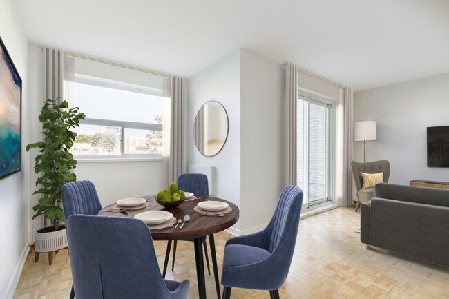 Photo - 507 Balmoral Dr