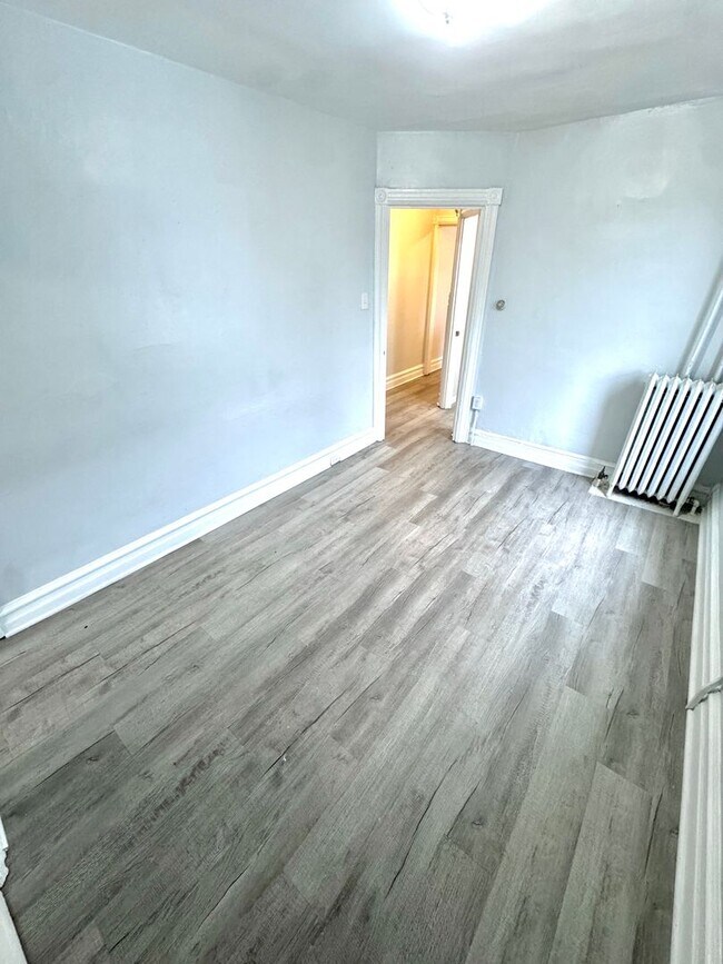 Photo - 924 W Turner St Unit 2