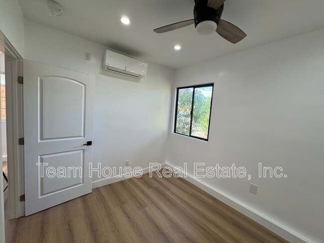 Photo - 7009 Comanche Ave