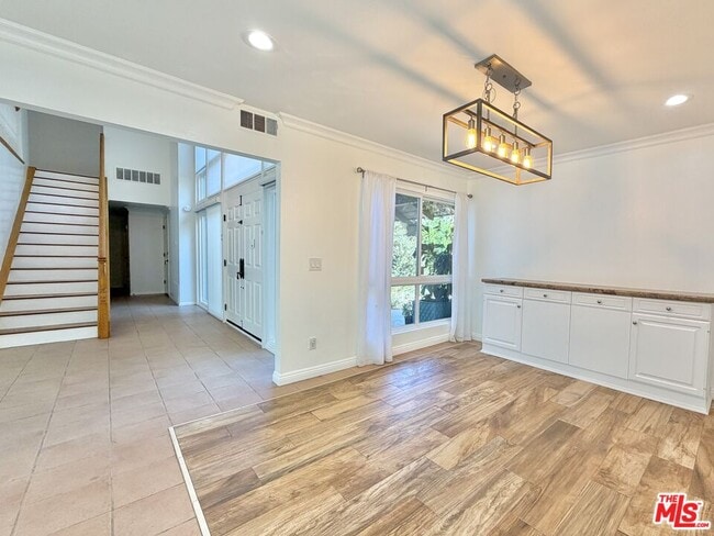 Photo - 1615 Wellington Pl