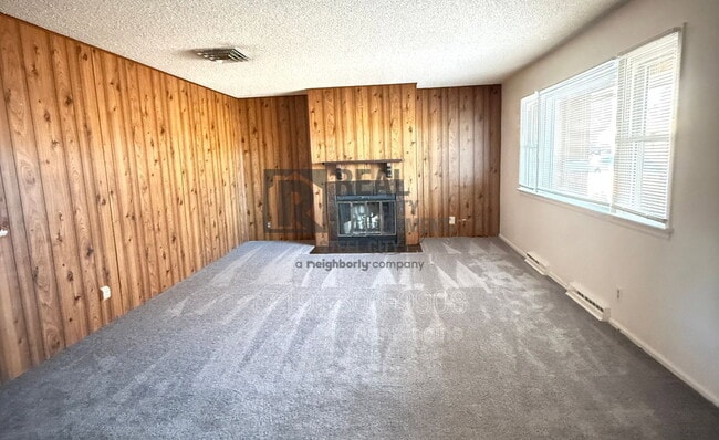 Photo - 1813 Iroquois Rd