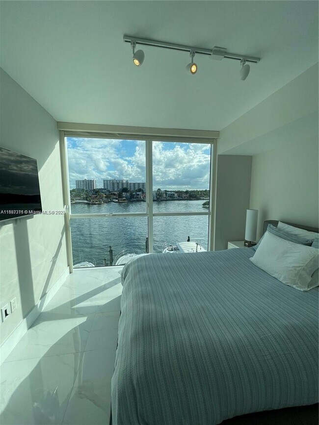 Photo - 400 Sunny Isles Blvd Unit 317