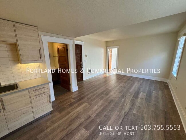 Photo - 3013 SE Belmont-