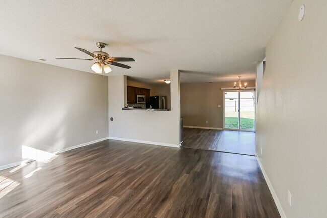 Photo - 10048 Chariden Dr