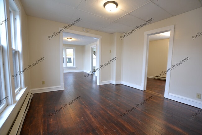 Photo - 108 Nicholson St Unit 1