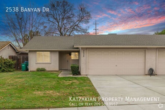 Building Photo - 3-Bedroom 2-Bath Lodi Duplex Rental