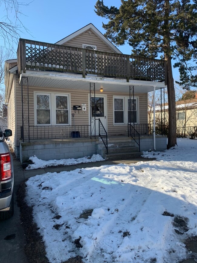 Photo - 23123 Stauber Ave