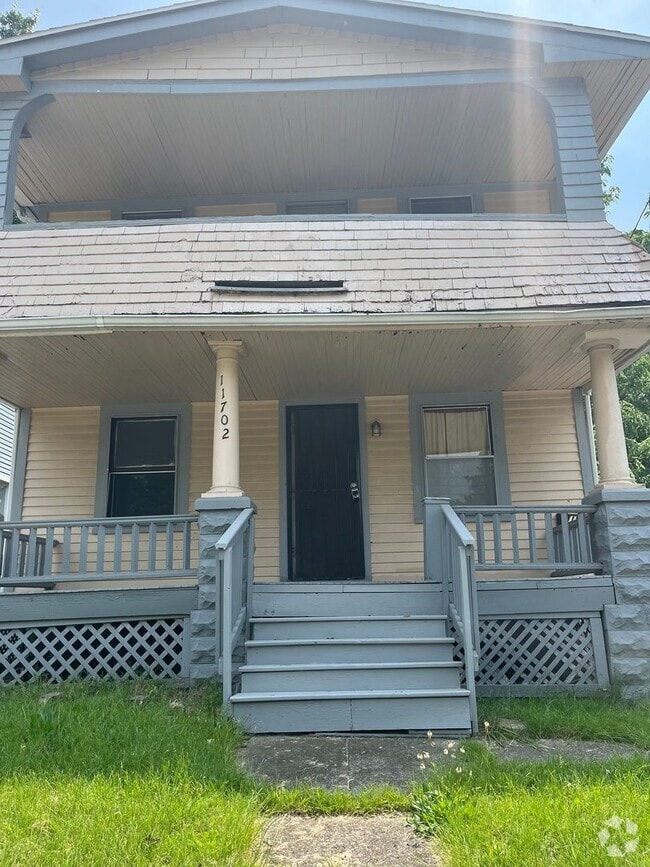 Building Photo - 11702 Honeydale Ave Unit UPPER Rental