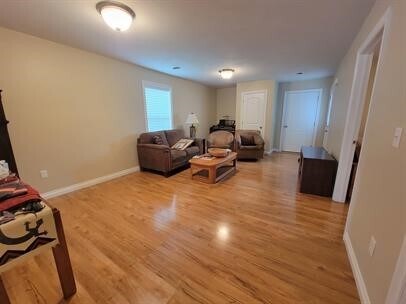 Photo - 947 Sohn Alloway Rd