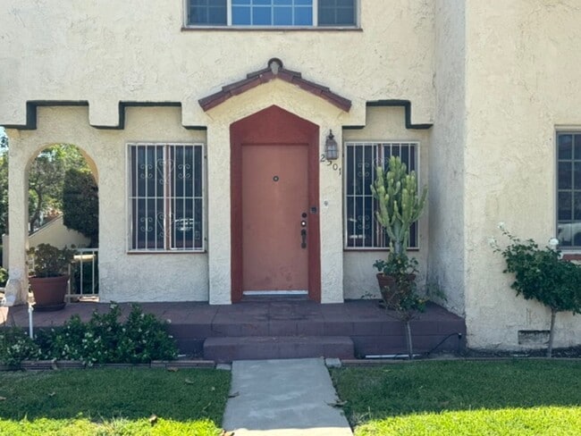 Photo - 2501 Eucalyptus Ave Unit 2501 EUCALYPTUS