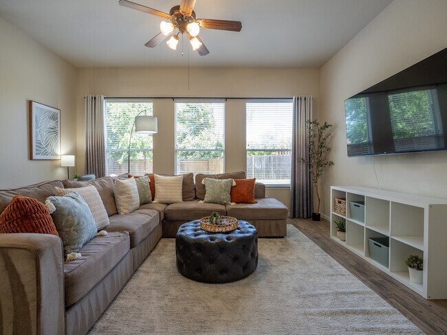 Photo - 11620 Larch Valley Dr