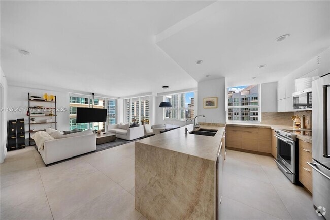 Building Photo - 1155 Brickell Bay Dr Unit 3002 Rental