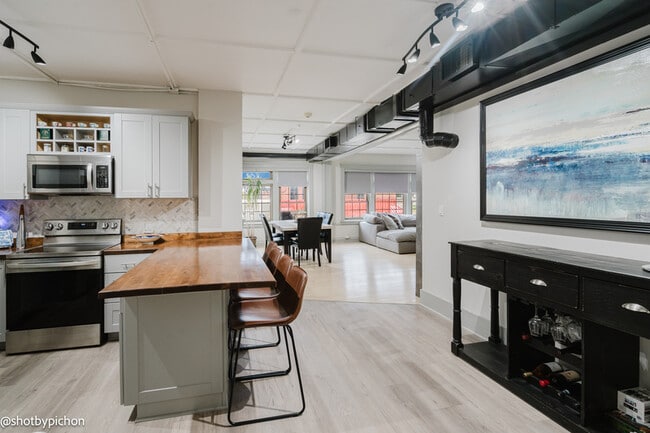 Photo - 4 Raymond Ave