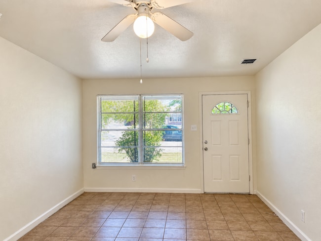 766-768 Edgebrook