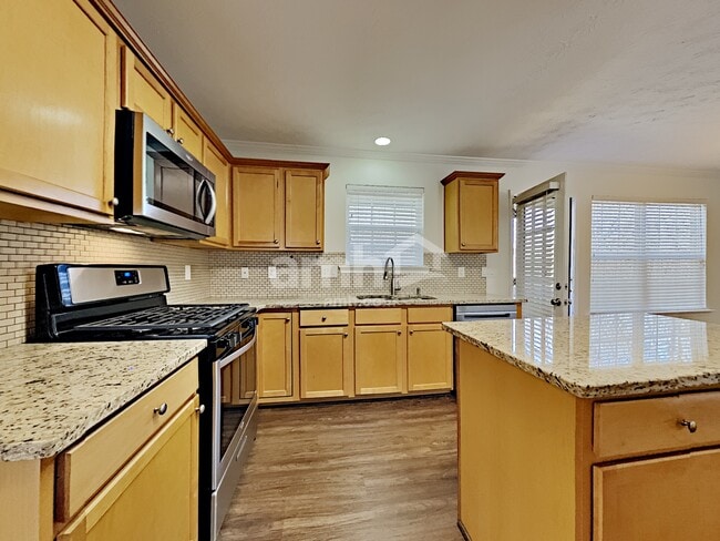 Photo - 872 Holly Meadow Dr