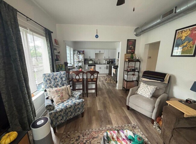 Photo - 2550 Jefferson St NE Unit 2