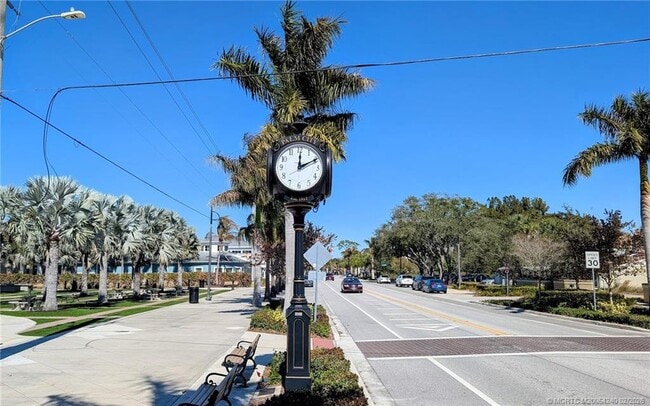 Photo - 976 SW 34th Terrace