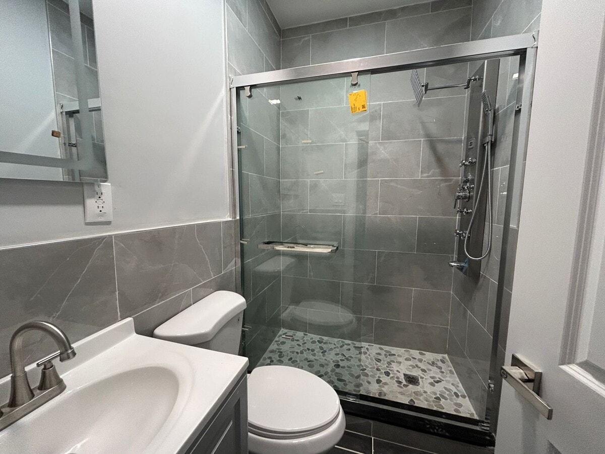 Photo - 430 Dickinson St Unit 3F