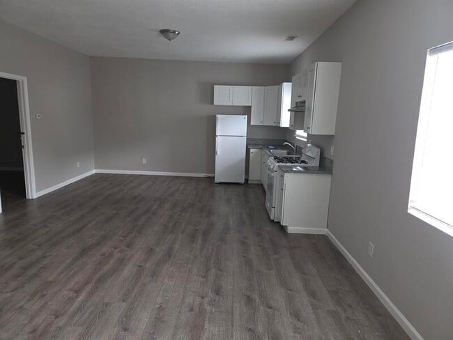 Photo - 1348 S Belmont Ave