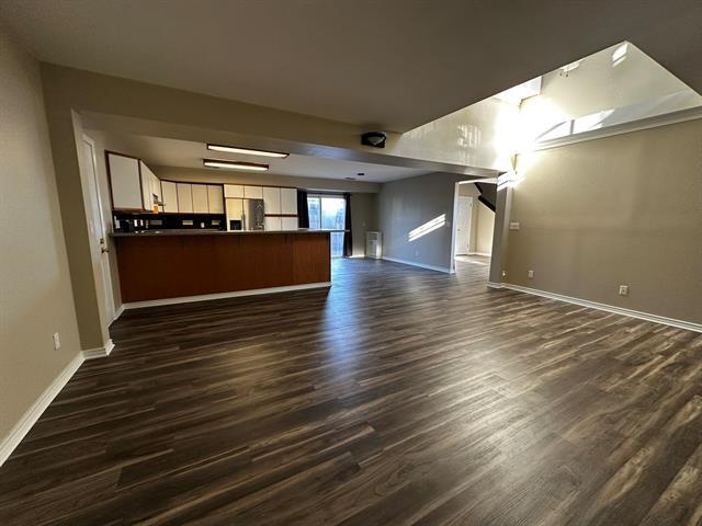 Photo - 302 Hill St