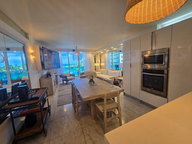 Photo - 2301 Collins Ave Unidad 439