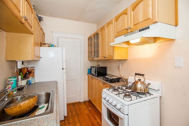 Photo - SUNNY ONE BED IN ALLSTON!!!!
