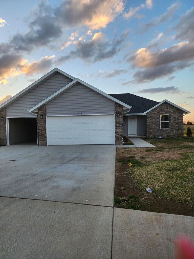 Building Photo - Brand New 3 Bedroom, 2 Bath, 3 Car Garage ... Rental