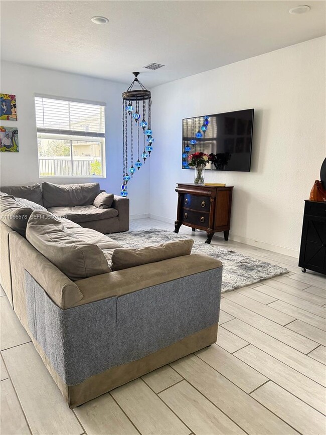 Photo - 1783 SE 7th Ter